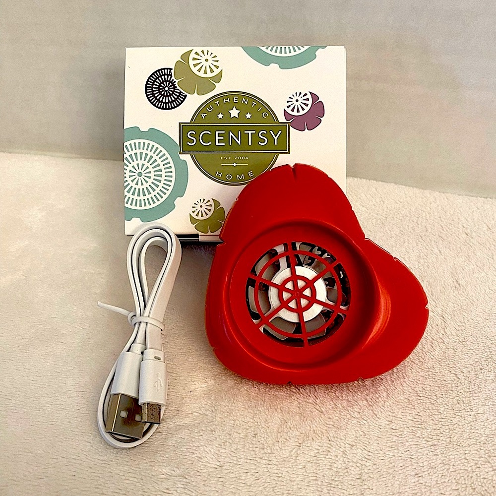 Scentsy Mini Fan Diffuser - Red Heart - BUNDLE TO SAVE